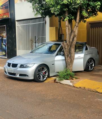 BMW 330i 3.0 TOP SEDAN 24V GASOLINA 4P AUTOMÁTICO